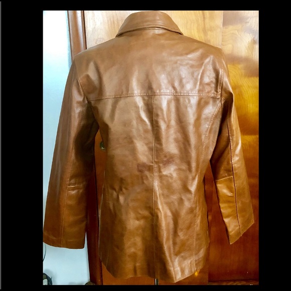 TWO TONE COLOR BLOCK LEATHER COAT - Picture 4 of 8